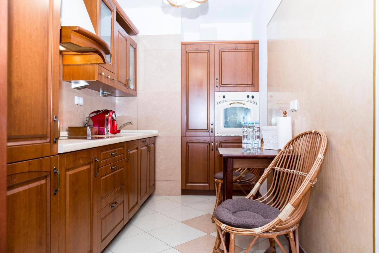 Апартаменти Hosapartments Center *