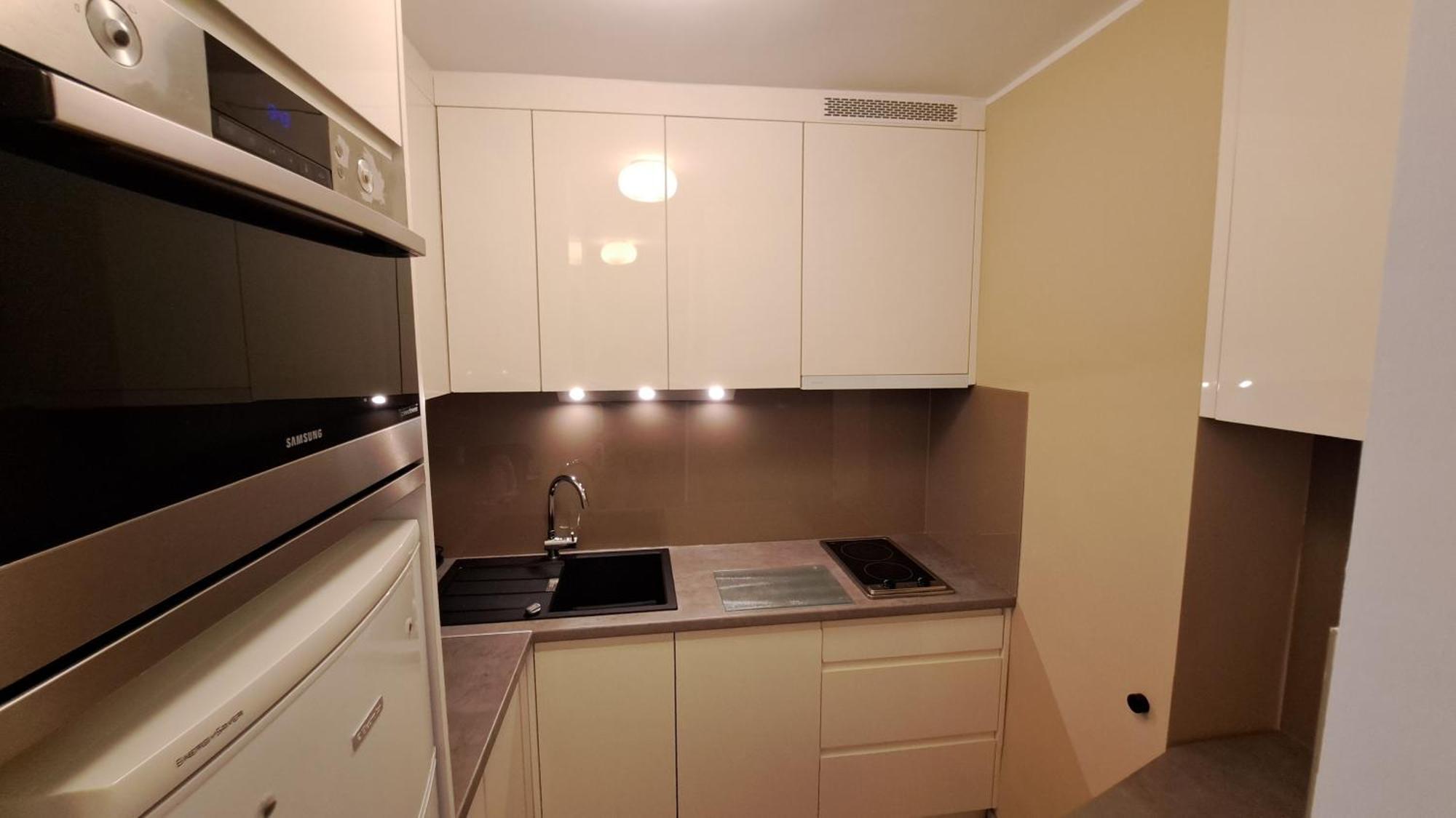 Апартаменти Hosapartments Center