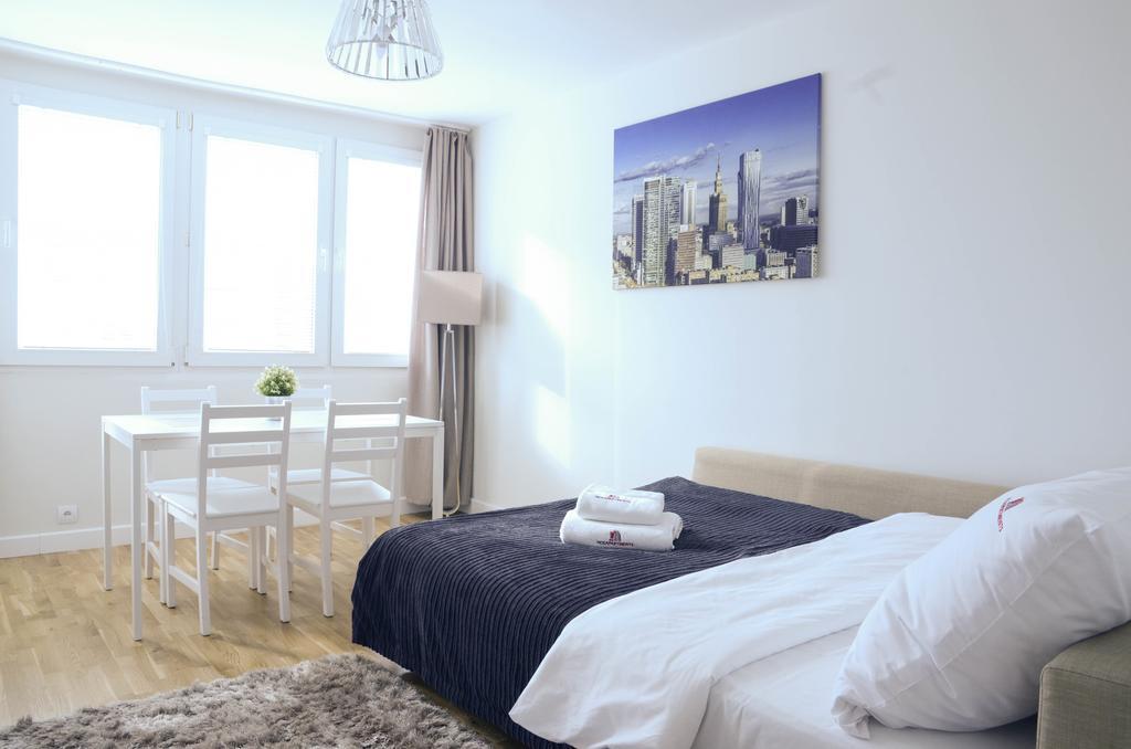 Апартаменти Hosapartments Center